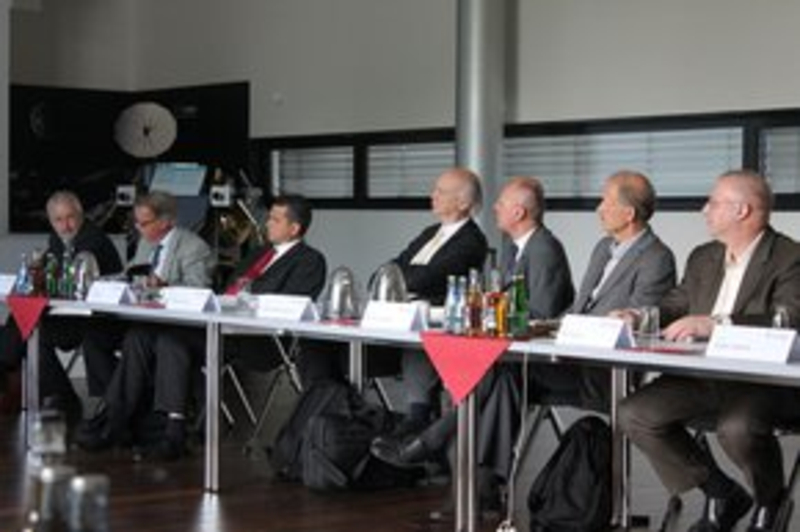 Fraunhofer MEVIS Advisory Board (Kuratorium) 2011 Fraunhofer MEVIS Advisory Board (Kuratorium) 2011